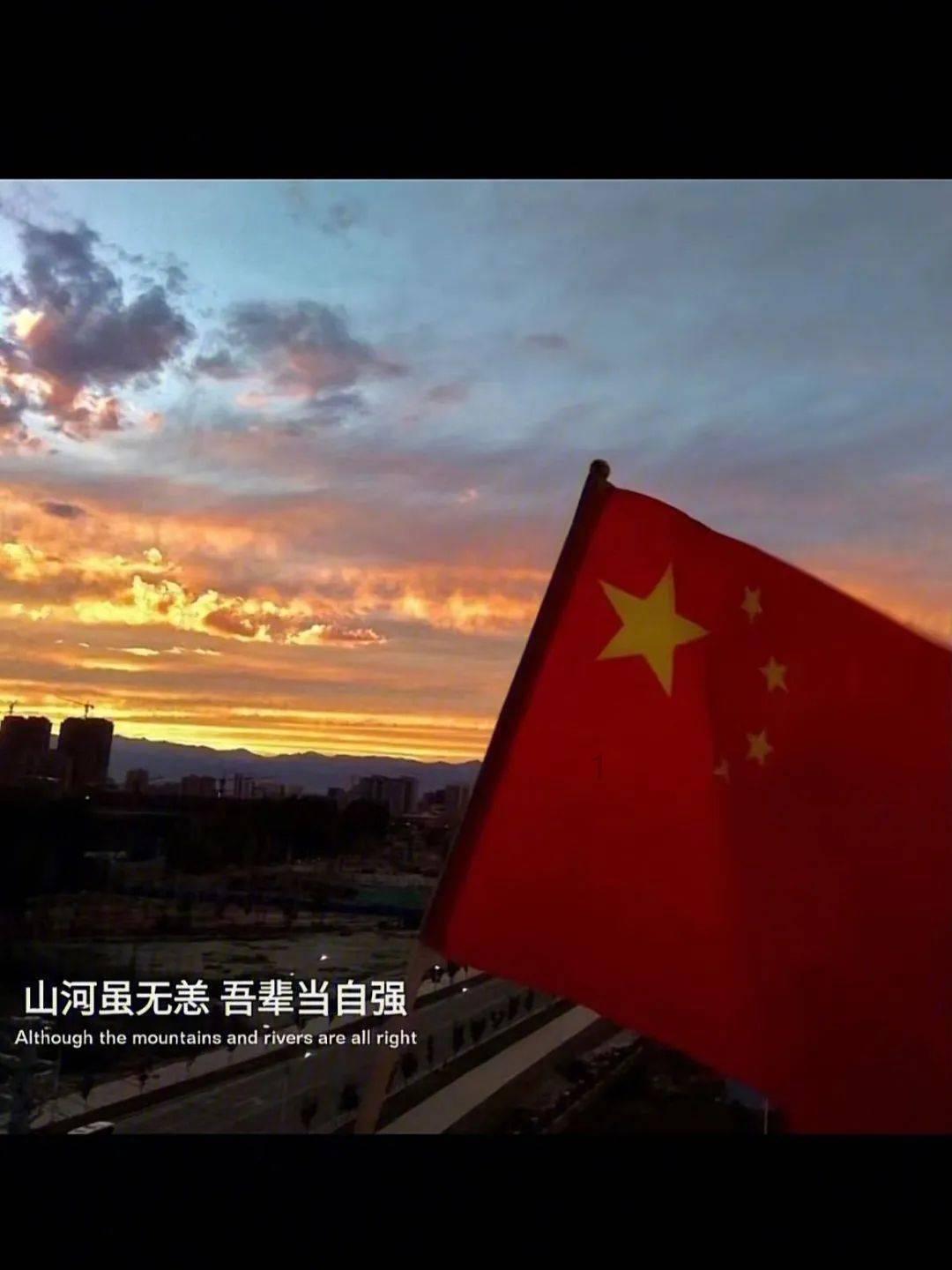 泡泡袖夏装