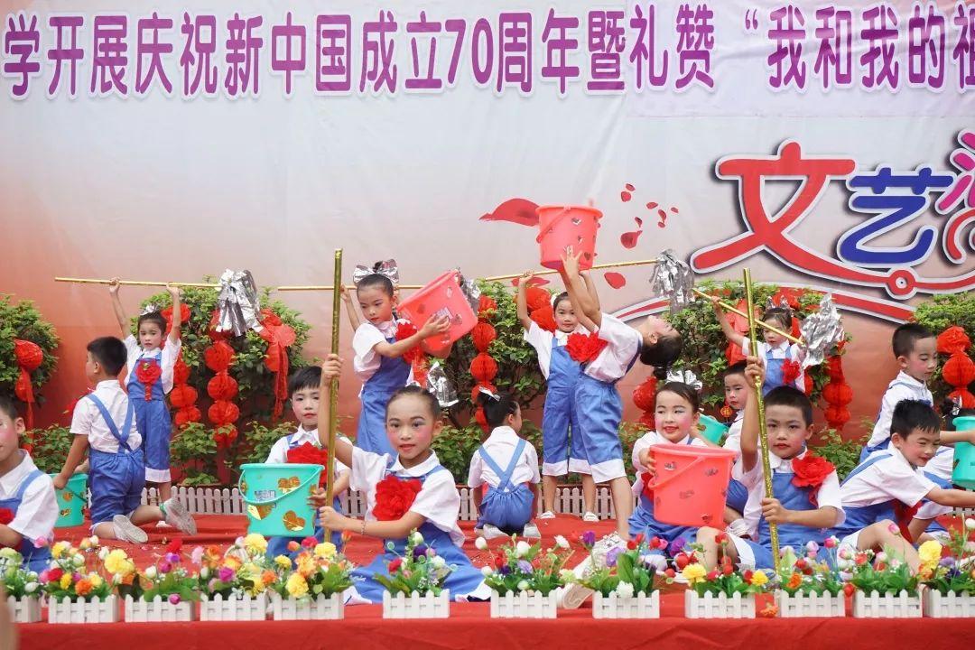 网友在三亚买水果“三斤变两斤”？ 当地回应：反映属实 对涉事摊贩罚款3万元