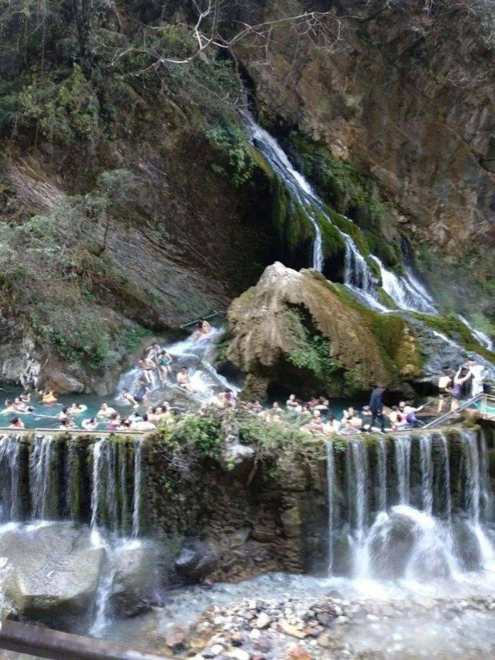 这些AR文旅案例改变了游客的旅行方式，也对行业产生了深远影响。