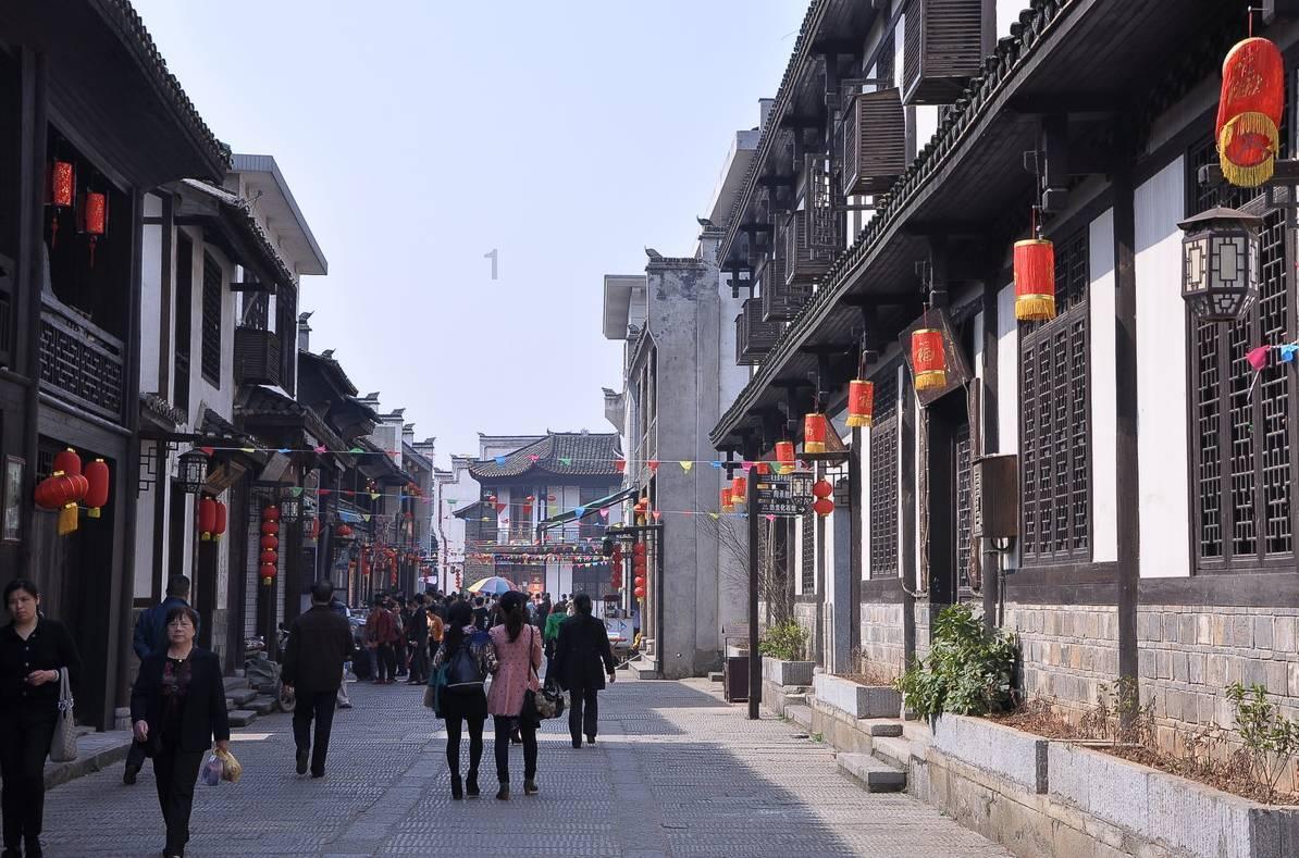 孩子做事慢还不愿意沟通，家长该怎么办？游戏画面